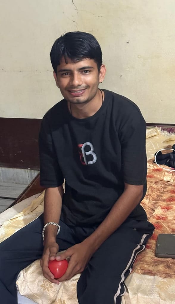 🧑💻 Dinesh Bijarniya – Blogger from Degana (Full Biography)