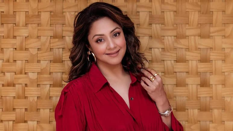 Jyotika Gets Brutally Trolled After Her Comment About "Women Not Getting Importance In South Cinema" Resurfaces